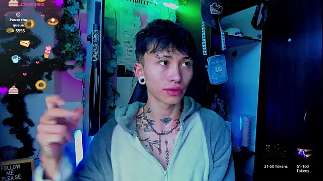 Snapshot of juniior_2311_ chatting on 21, 3, 2025 juniior 2311  online show from 21, 3, 2025