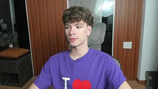 calvin love you online show from 8, 4, 2026