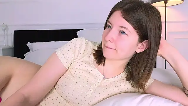 Snapshot of MoonAngelic chatting on 14, 3, 2025 MoonAngelic online show from 14, 3, 2025