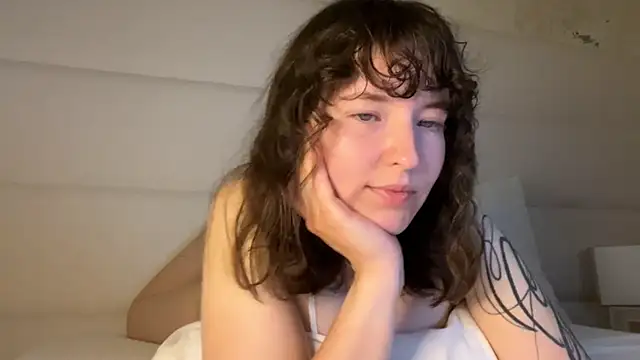 MoonAngelic online show from 14, 7, 2026