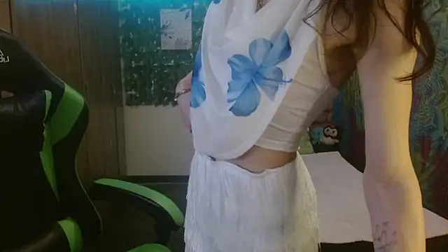 Snapshot of BurningVenus12 chatting on 5, 7, 2026 BurningVenus12 online show from 5, 7, 2026