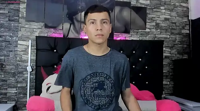 Snapshot of salvadorgomezx chatting on 12, 12, 2024 salvadorgomezx online show from 12, 12, 2024