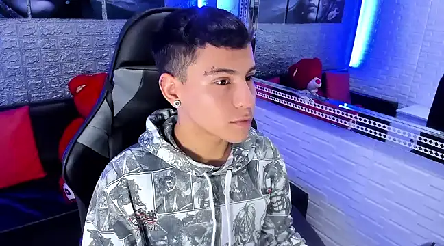 Snapshot of salvadorgomezx chatting on 17, 12, 2024 salvadorgomezx online show from 17, 12, 2024