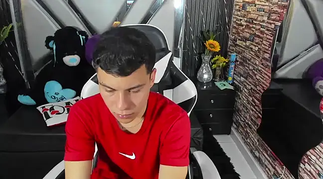 Snapshot of salvadorgomezx chatting on 21, 1, 2025 salvadorgomezx online show from 21, 1, 2025