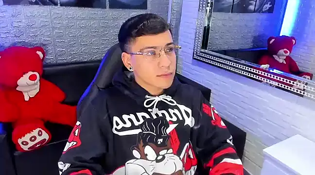 Snapshot of salvadorgomezx chatting on 11, 2, 2025 salvadorgomezx online show from 11, 2, 2025