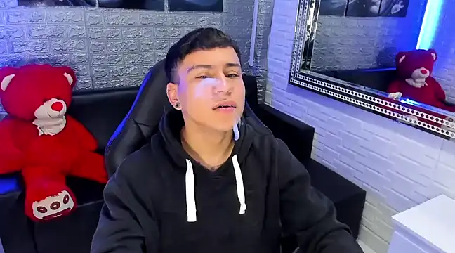 Snapshot of salvadorgomezx chatting on 12, 2, 2025 salvadorgomezx online show from 12, 2, 2025