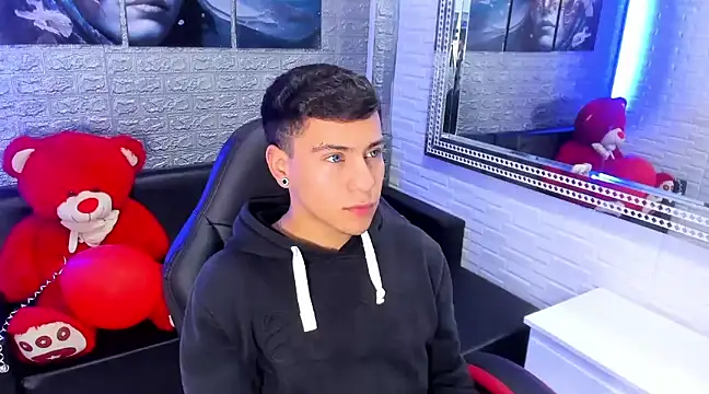 Snapshot of salvadorgomezx chatting on 16, 2, 2025 salvadorgomezx online show from 16, 2, 2025