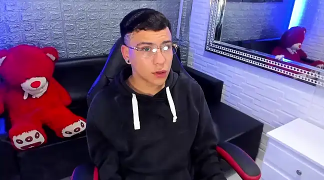 Snapshot of salvadorgomezx chatting on 18, 2, 2025 salvadorgomezx online show from 18, 2, 2025