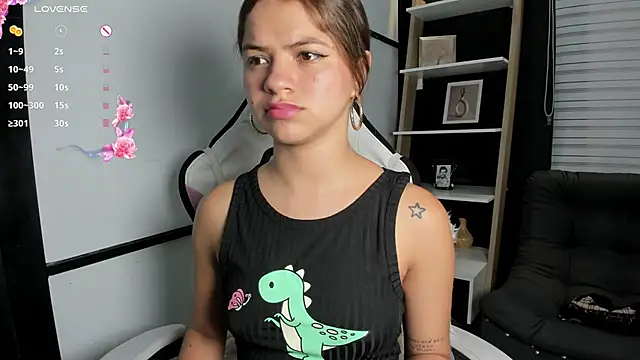 Snapshot of PaigeJayden chatting on 29, 1, 2025 PaigeJayden online show from 29, 1, 2025