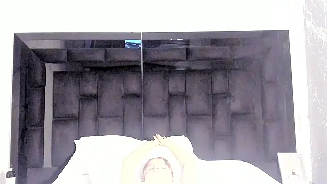 Snapshot of PaigeJayden chatting on 1, 2, 2025 PaigeJayden online show from 1, 2, 2025