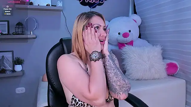 Alexasmith06 online show from 3, 12, 2024