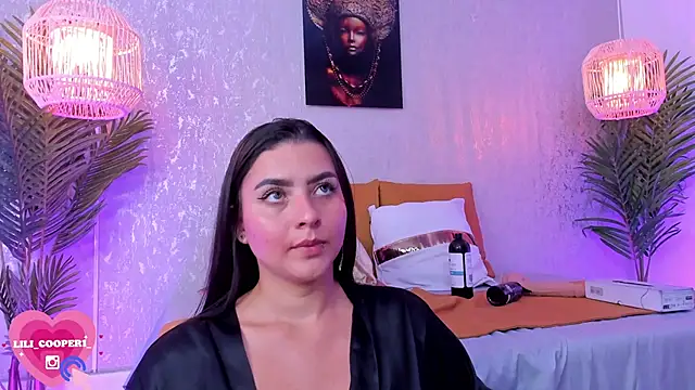 lilicooper  online show from 20, 12, 2024