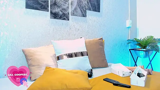 lilicooper  online show from 18, 3, 2025