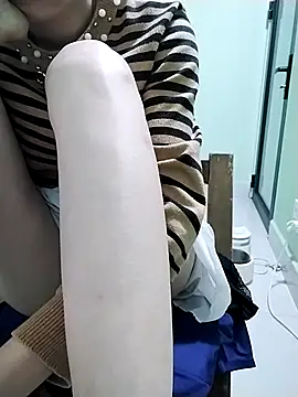 Snapshot of Nana-Cool69 chatting on 1, 11, 2025 Nana-Cool69 online show from 1, 11, 2025