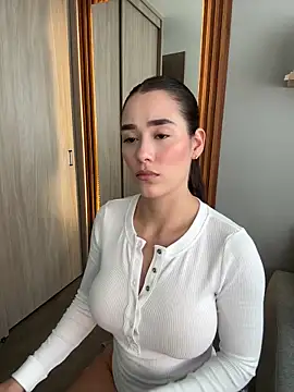 FridaKlein online show from 8, 10, 2025