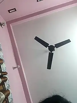 Myloveurvi online show from 12, 1, 2026