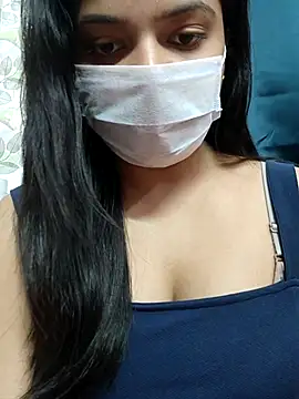 Myloveurvi online show from 10, 4, 2026