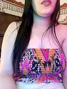 im here- online show from 8, 2, 2025