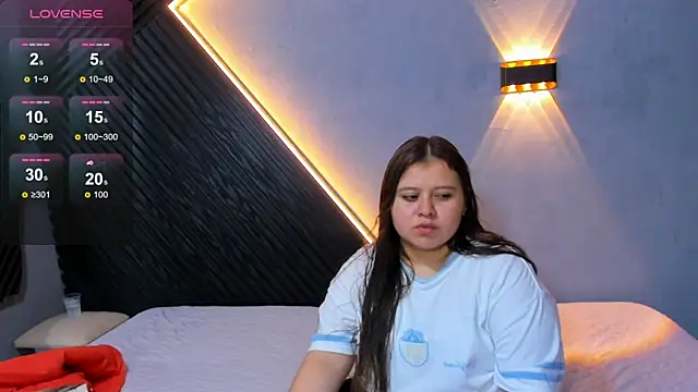 Laia and Aloby online show from 3, 6, 2026