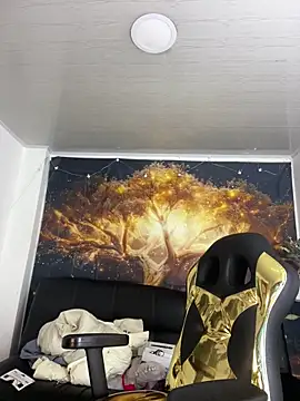 Nikol Rang   online show from 10, 3, 2025