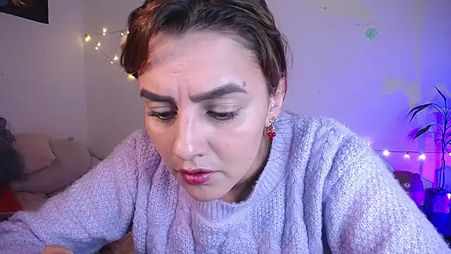 Snapshot of Lu_perez chatting on 19, 11, 2025 Lu perez online show from 19, 11, 2025