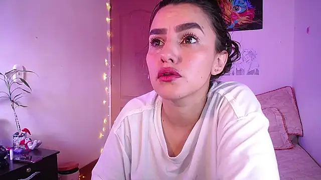 Snapshot of Lu_perez chatting on 17, 12, 2025 Lu perez online show from 17, 12, 2025