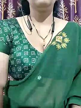Snapshot of bhuvana555 chatting on 10, 1, 2025 bhuvana555 online show from 10, 1, 2025