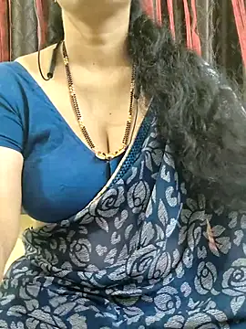 Snapshot of bhuvana555 chatting on 20, 10, 2025 bhuvana555 online show from 20, 10, 2025