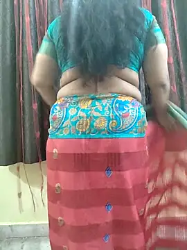 Snapshot of bhuvana555 chatting on 21, 10, 2025 bhuvana555 online show from 21, 10, 2025