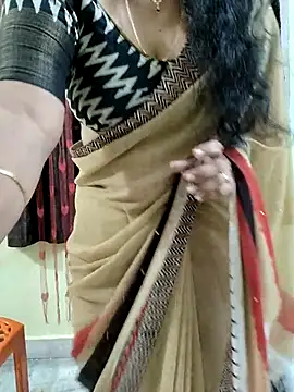 Snapshot of bhuvana555 chatting on 20, 11, 2025 bhuvana555 online show from 20, 11, 2025