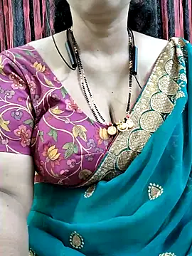 Snapshot of bhuvana555 chatting on 3, 12, 2025 bhuvana555 online show from 3, 12, 2025