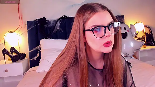 ErlineDashow online show from 6, 11, 2025