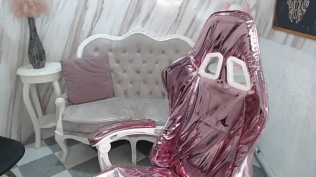 Violeth b online show from 17, 2, 2025