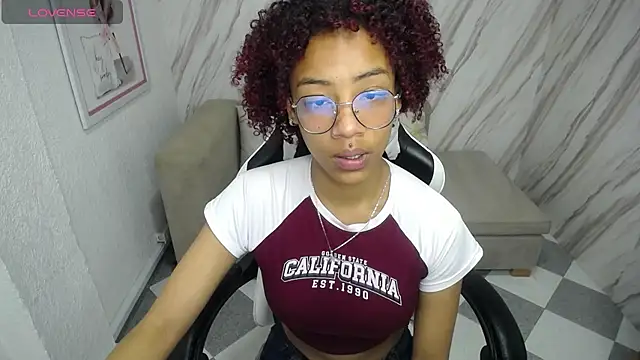 Violeth b online show from 10, 3, 2025