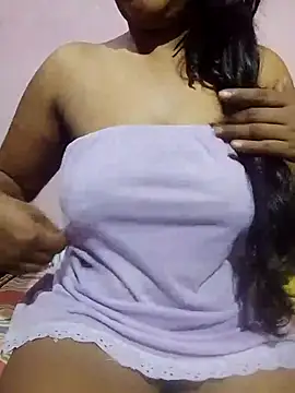 Snapshot of Diwya69 chatting on 8, 7, 2026 Diwya69 online show from 8, 7, 2026