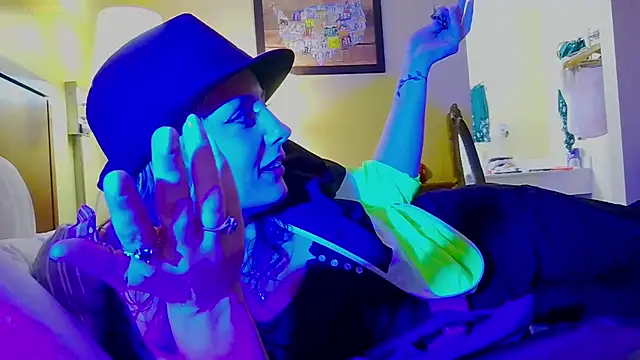 SkarlettRose96 online show from 8, 3, 2026