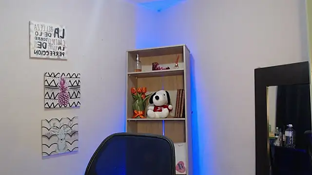 Jeam hot online show from 25, 1, 2025