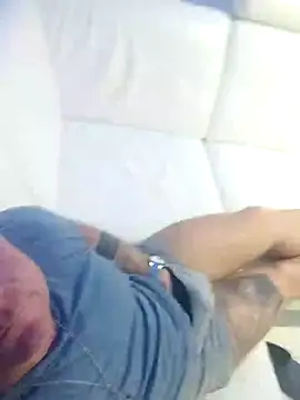 Snapshot of swingr chatting on 23, 12, 2024 swingr online show from 23, 12, 2024