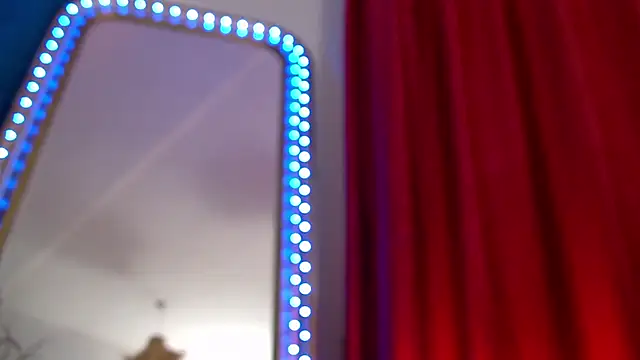 Foxxxy MILF online show from 20, 3, 2026