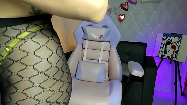 Alaia Love77 online show from 25, 2, 2026