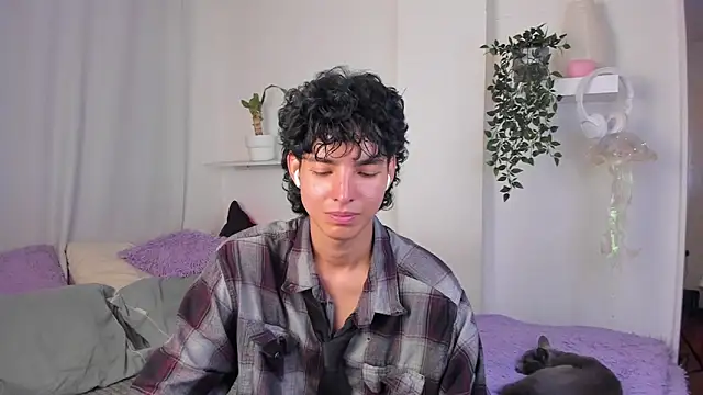 Snapshot of santy-kitty chatting on 3, 2, 2026 santy-kitty online show from 3, 2, 2026