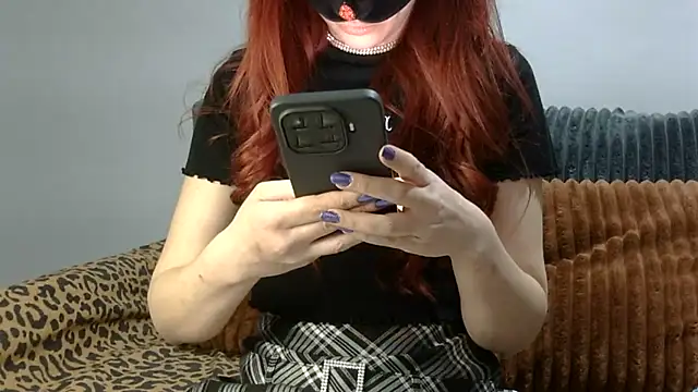 Snapshot of DiamondAssCeyda chatting on 15, 12, 2025 DiamondAssCeyda online show from 15, 12, 2025