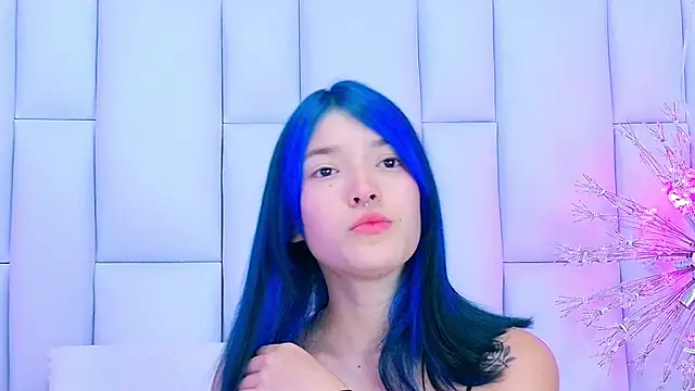 AlliciaKim online show from 4, 3, 2025