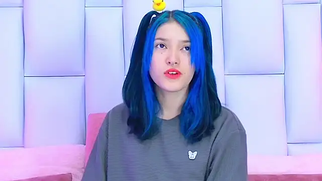 AlliciaKim online show from 18, 3, 2025