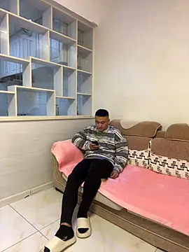 Snapshot of ShaoZian_1 chatting on 10, 10, 2025 ShaoZian 1 online show from 10, 10, 2025