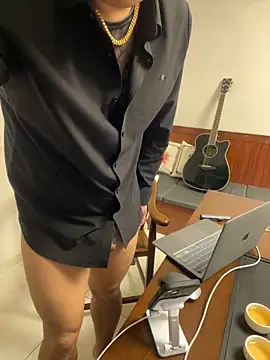 Snapshot of ShaoZian_1 chatting on 11, 11, 2025 ShaoZian 1 online show from 11, 11, 2025