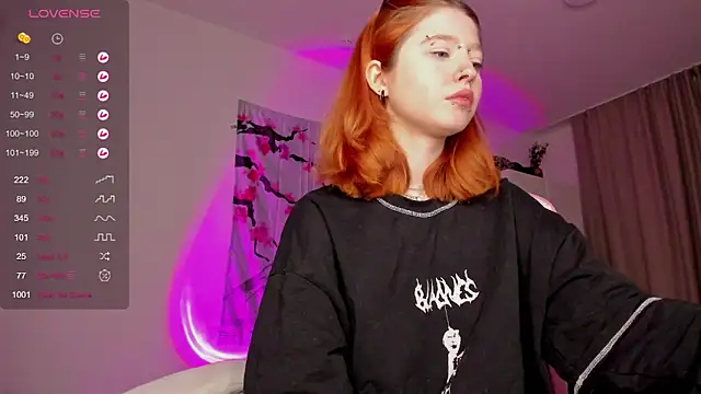 ScarletRos3 online show from 25, 12, 2024