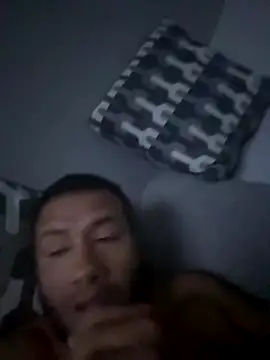 Snapshot of elamante03 chatting on 16, 9, 2025 elamante03 online show from 16, 9, 2025