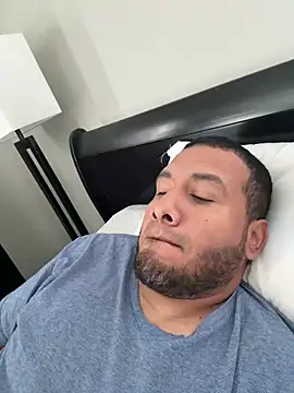 elamante03 online show from 20, 4, 2026