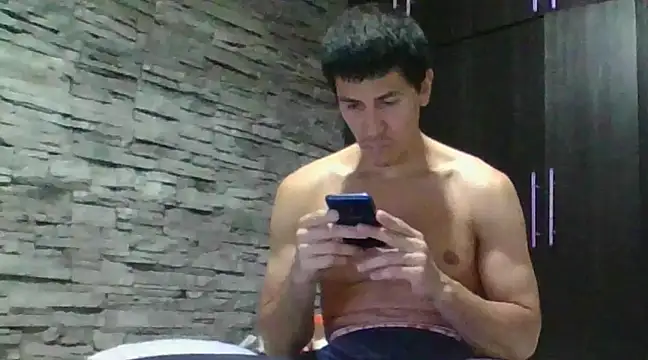 Snapshot of Sexylatin64 chatting on 6, 2, 2025 Sexylatin64 online show from 6, 2, 2025